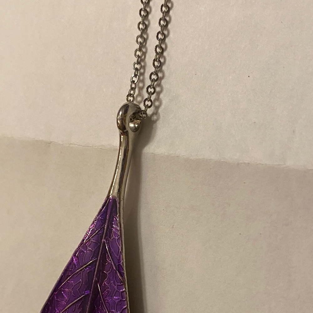 Purple Leaf Pendant Necklace - Picture 6 of 8
